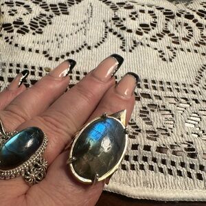 LABRADORITE ring, size 14-1/2 Primary flash color is blue/Also has some gold! 🤩